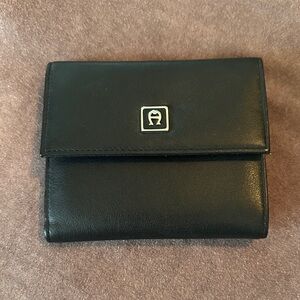 NWOT Etienne Aigner Black Leather Card Holder